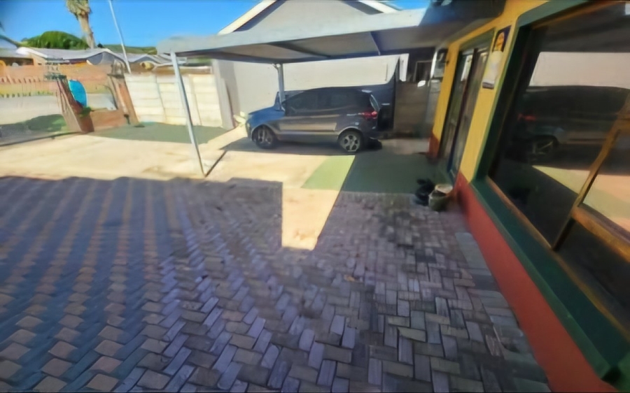 3 Bedroom Property for Sale in Azalea Park Eastern Cape